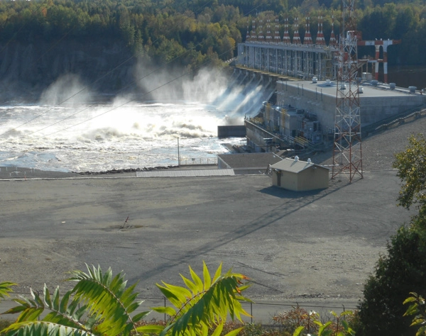 Water shooting from Beechwood Dam on the Saint John River